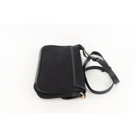 DKNY - Axelremsv�ska