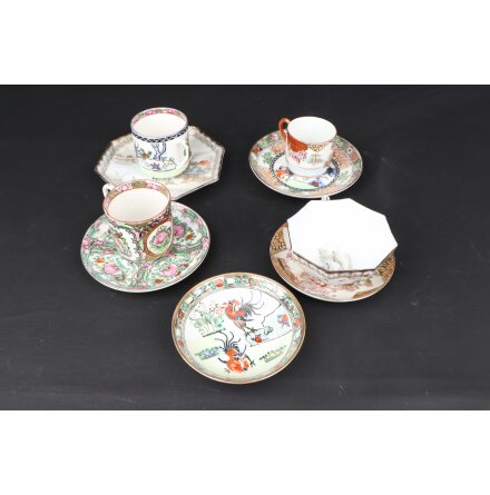 Diverse porslin med asiatisk design - 4 olika koppar med tillh�rande fat + 1st extra fat
