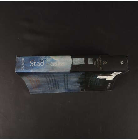 Stad av Aska - Cassandra Clare - Sci-Fi, Fantasy &amp; �ventyr