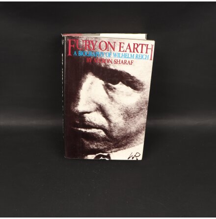 Myron Sharaf - Fury on Earth -  Samh�lle, Historia &amp; Fakta