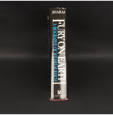 Myron Sharaf - Fury on Earth -  Samh�lle, Historia &amp; Fakta