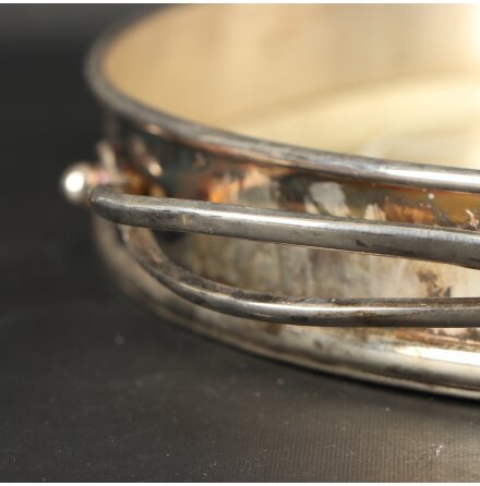 Gense Sweden - Monica Backstr�m - Spegelfat med blomsterdekoration