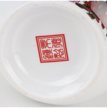Yongyongchong - Porslinsvas med blommotiv