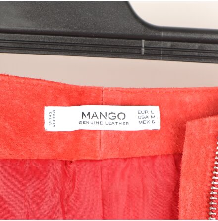 Mango Genuine Leather - R�d minikjol i l�der med volang &amp; dragkjedja - stl. L