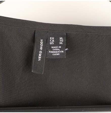 Vero Moda - Blus med Omlottringning &amp; Sn�rning - stl. XL
