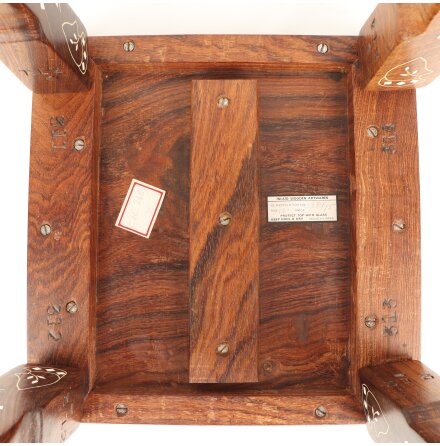 Anglo Indian Side Table - Handgjort Sidobord