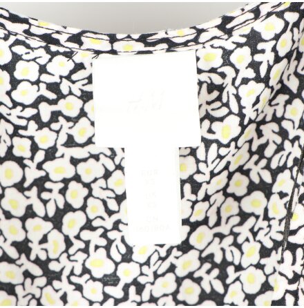 H&amp;M - Blommig kl�nning - stl. XS 