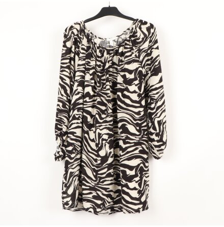 H&amp;M - Zebraf�rgad Creppad kl�nning med ballong�rm - stl. S
