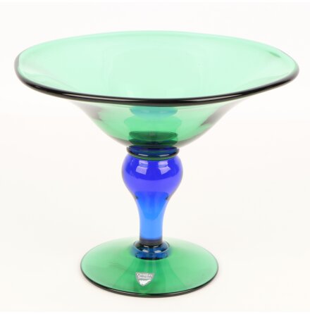 Orrefors - Erika Lagerbielke - Gr�n glassk�l p� fot med bl� och gr�n fot