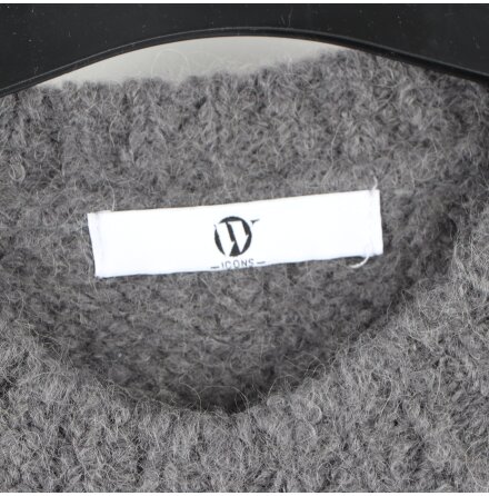 Icons - Fluffig, gr� stickad tr�ja - stl- XS