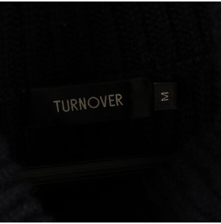 Turnover - Mrkbl lng stickad vst - stl. M