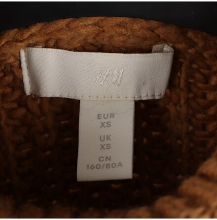 H&amp;M - Figurstickad polotrja - stl. XS