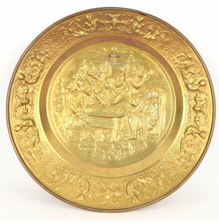 Dekorationsfat i emaljerad pl�t