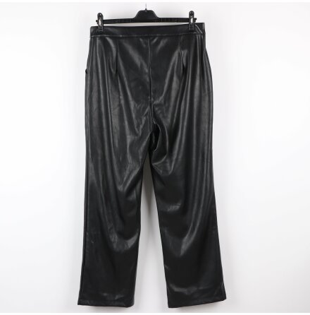Asos - Byxor i skinnimitation - stl. 46