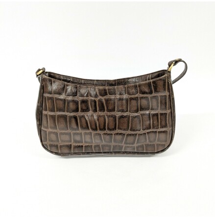 Axelv�ska i l�der