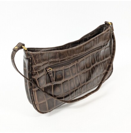 Axelv�ska i l�der