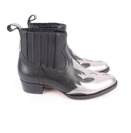 Karl Lagerfeld - St�vletter med silverf�rgad detalj 