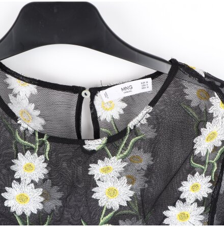 MNG - Svart blommig blus - stl. M