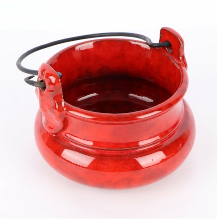 R�tt prydnadsk�rl i porslin med upph�ngning