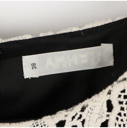 Arket - Virkad blus med foder - stl. 38 