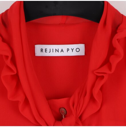 Rejina Pyo - R�d Knytblus - stl. L 