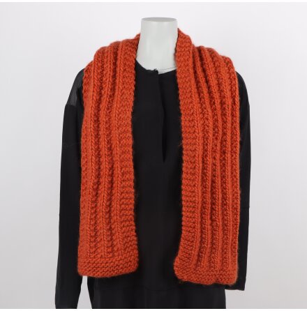 Stickad halsduk - 36x172cm