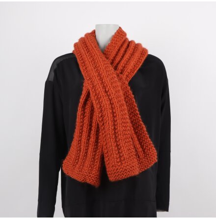 Stickad halsduk - 36x172cm