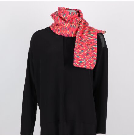 Rosaf�rgad stickad halsduk - 15x160cm