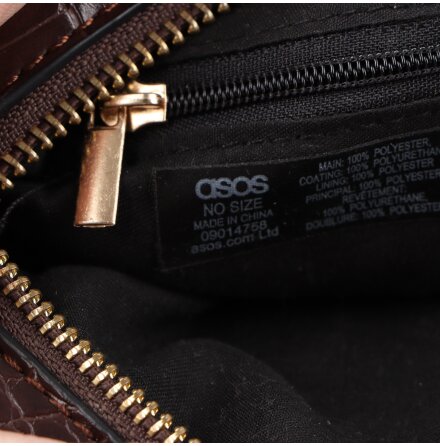 Asos Design - Axelv�ska med dragkedja