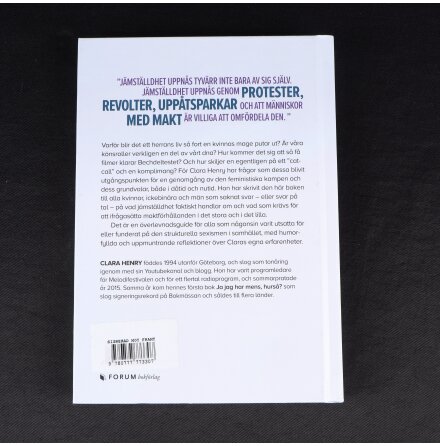 Mot Framtiden - Clara Henry - Samh�lle, Historia &amp; Fakta