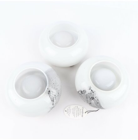 Berendsohn - Ljush�llare i f�rgat glas och m�ssing - 3st