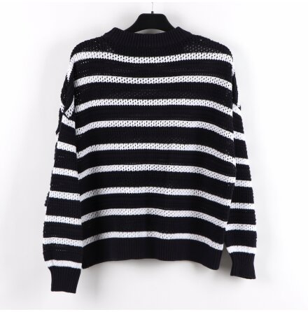 C - Sandra Crochet - Stickad trja med rnder - stl. L
