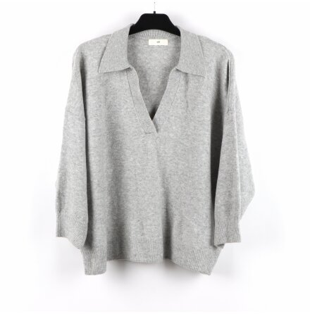 H&amp;M - Finstickad trja med krage - stl. M