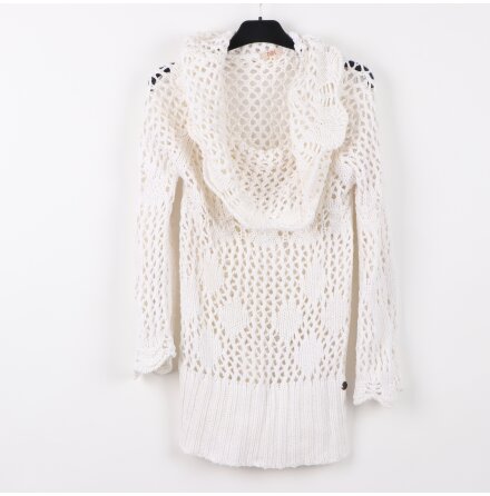 DIDI - Vit m�nsterstickad n�ttr�ja med stor sjalkrage - stl. M