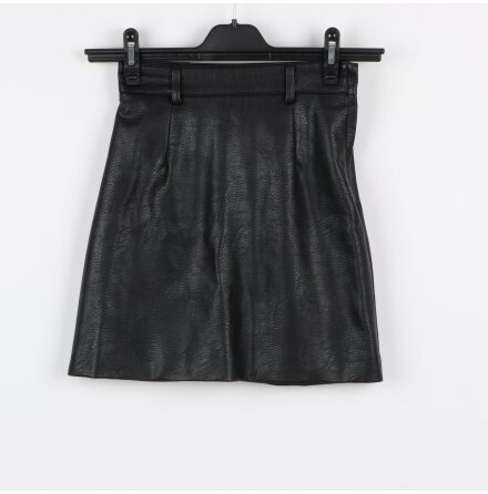 H&amp;M - Kjol i skinnimitation - stl. 32