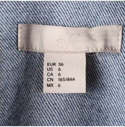 H&amp;M - Jeansjacka med avtagbar p�lskrage och strass - stl. 36
