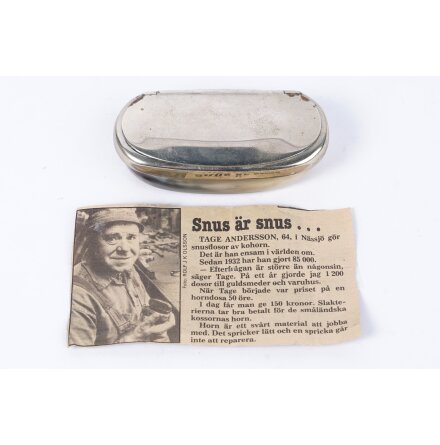 Handgjord snusdosa av kohorn 