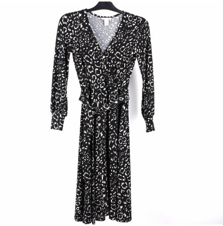 H&amp;M - Knlng crpe jersey med V-ringning, skrp och insydd omlott - stl. XS