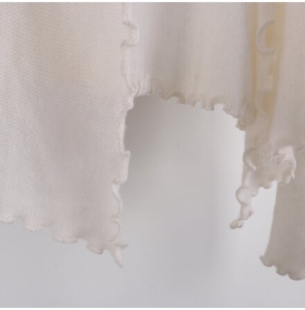Feeling Cashmere -Mejse wrap - Cremevit kofta med draperad sjalkrage - stl. M