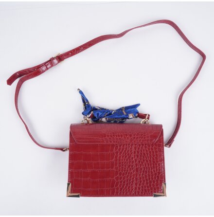 Pieces - R�d handv�ska