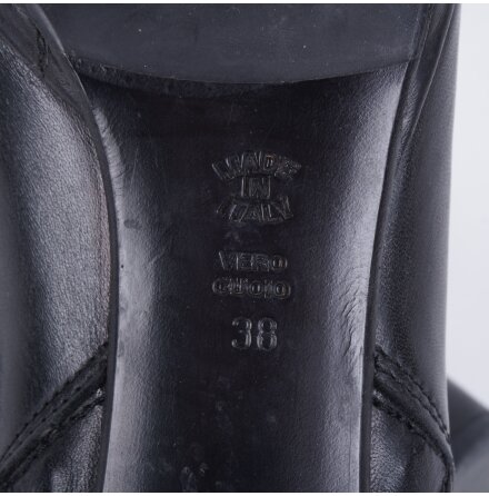 Enzo di Martino - Svarta st�vletter - stl. 38 