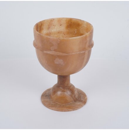 Alabastersk�l p� fot