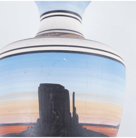 Navajo Pottery - Handm�lad vas