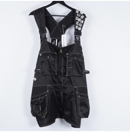 REMAKE x FRISTADS H�NGSELKJOL