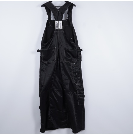 REMAKE x FRISTADS H�NGSELKJOL