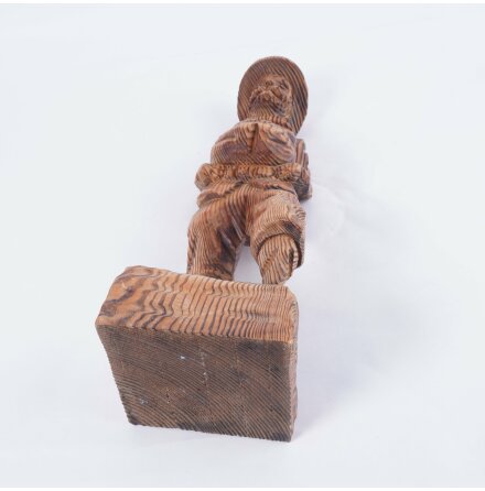 Snidad tr�skulptur 