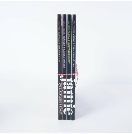 Bokpaket - 4st kokbcker av Jamie Oliver - Fyra rstider i kket - Vintern, vren, sommaren &amp; hsten - Mat, Dryck, Hem &amp; Hlsa