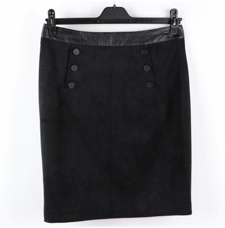 H&amp;M - Svart kjol med knappar fram - stl.42