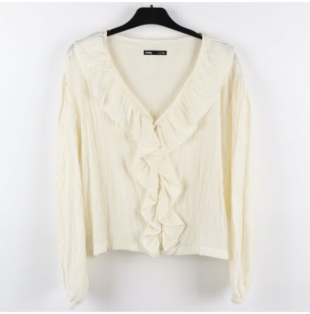 S;nsay - Off white blus med volangkant - stl:XL