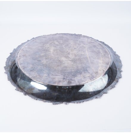 Serveringsbricka med druvdekor - Nysilver 